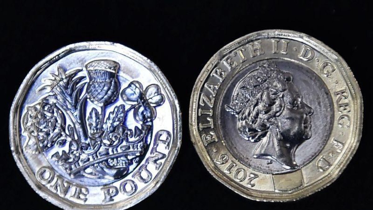La nueva moneda de una libra.-HANNAH MCKAY / EFE