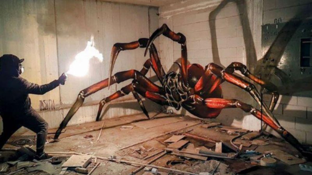 Sergio Odeith, frente a uno de sus arácnidos 3D.-ODEITH (INSTAGRAM)