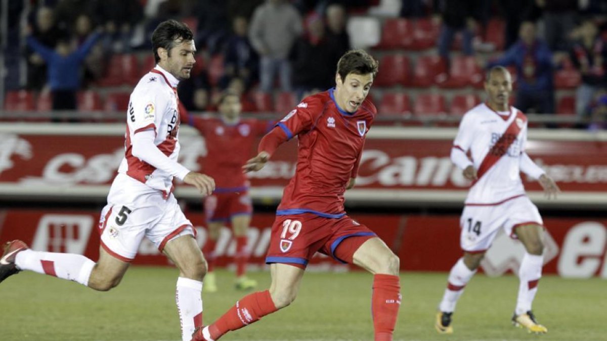 Guillermo tuvo una ocasión muy clara para que el Numancia hubiera superado al Rayo Vallecano.-Luis Ángel Tejedor