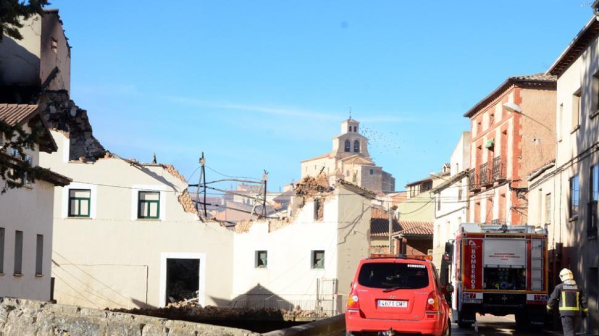 Estado en el que quedó la fábrica de harinas tras el incendio-A. M.