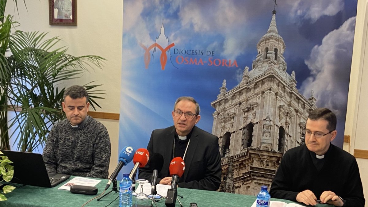Martín, el obispo Martínez Varea y Rodríguez. HDS