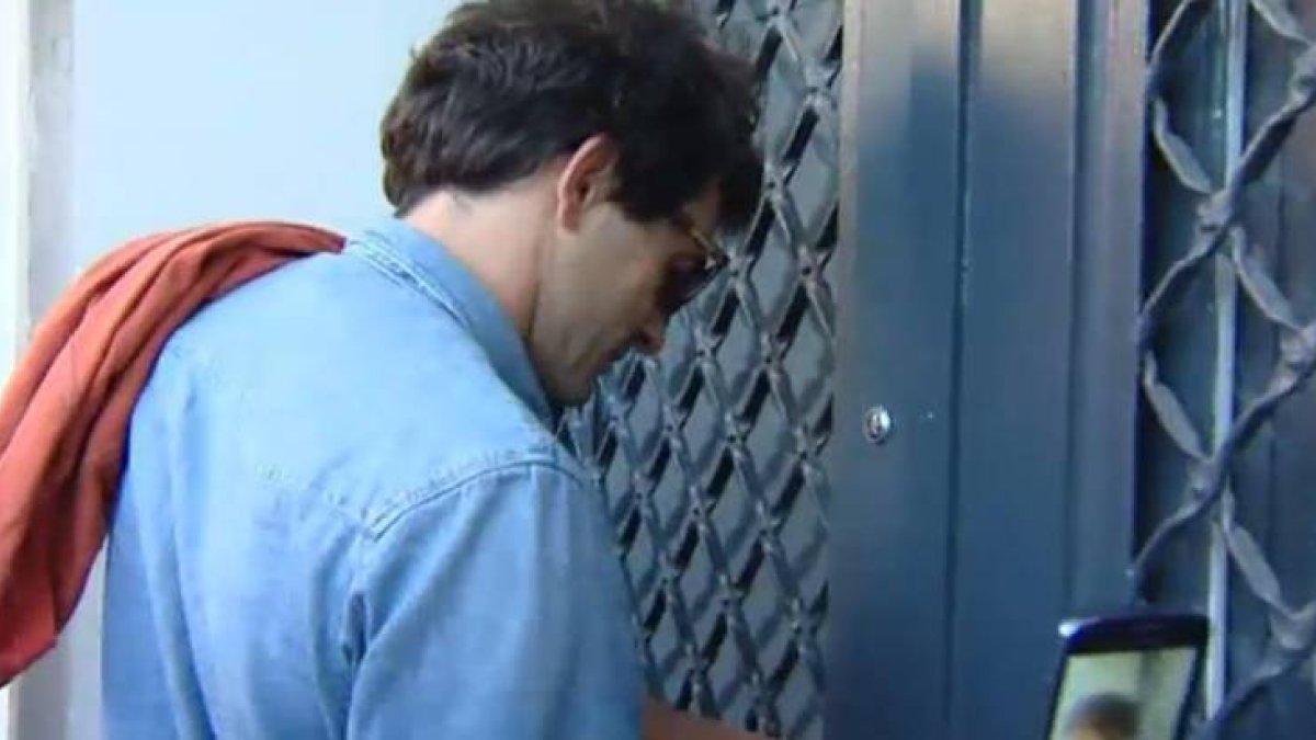 Oleguer Pujol, el pasado jueves, a su vuelta de comisaría.-