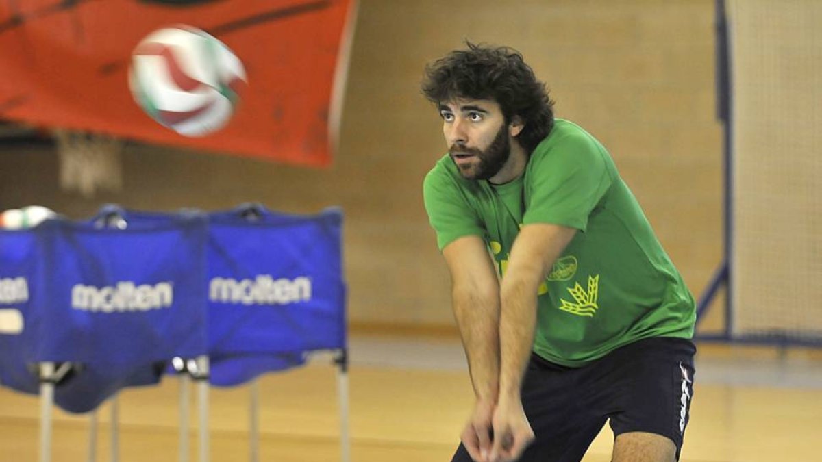 Sevillano en el entrenamiento de ayer con el Río Duero.-Valentín Guisande