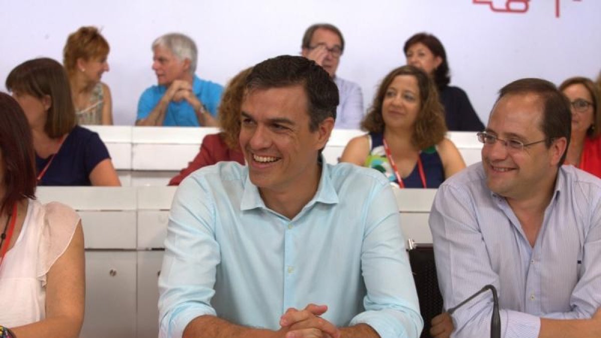 El líder del PSOE, Pedro Sánchez, este sábado, antes de intervenir ante el Comité federal socialista-DAVID CASTRO