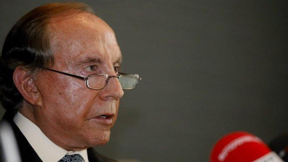 José María Ruiz-Mateos, en rueda de prensa.-VÍCTOR LERENA (EFE)
