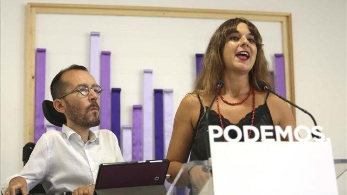 Rueda de prensa tras el Consejo de Coordinación de Podemos a cargo de Pablo Echenique y Noelia Vera.-DAVID CASTRO