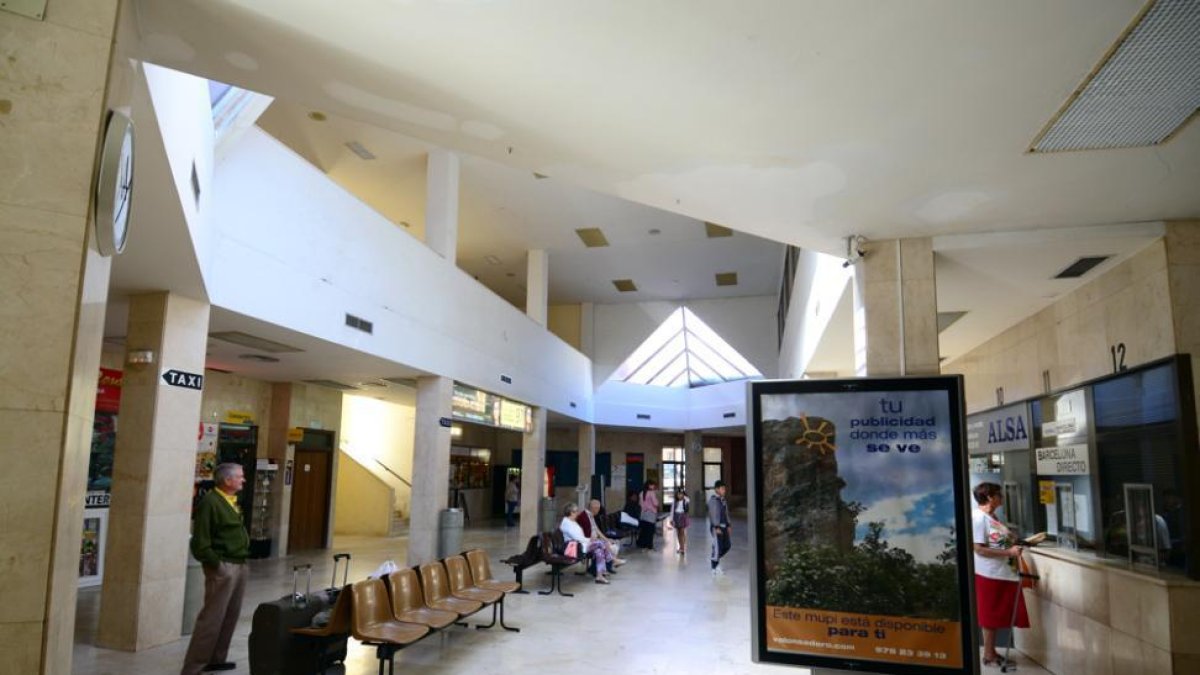 Interior de la estación de autobuses de Soria en una imagen de archivo. HDS