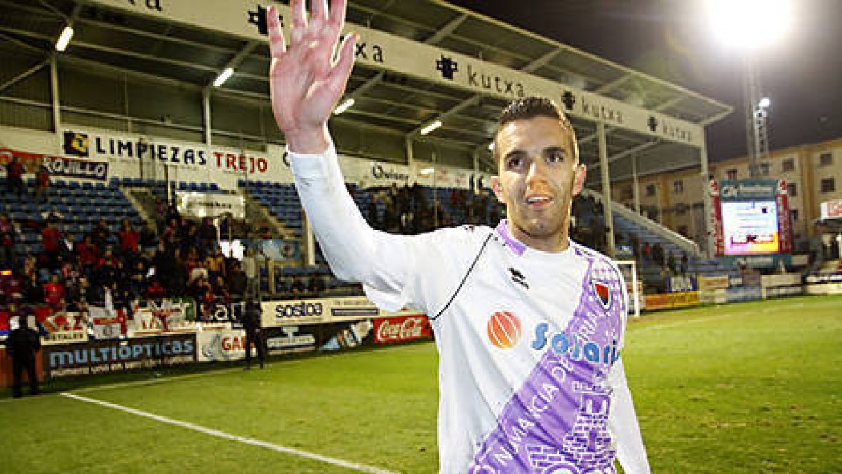 El Numancia se ha colocado a dos puntos del ascenso directo tras ganar en Eibar. ÁREA 11-