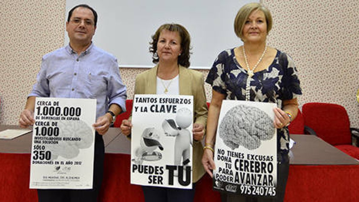 Alberto Rábano, Mª Cruz Garrido y Carmen Ruiz. / ÁLVARO MARTÍNEZ-