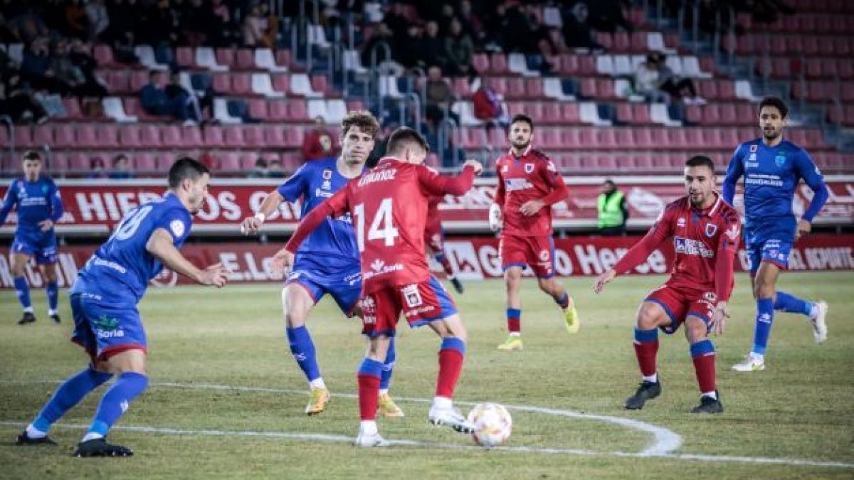 El Numancia quiere volver a ganar en casa después de las dos últimas derrotas. GONZALO MONTESEGURO