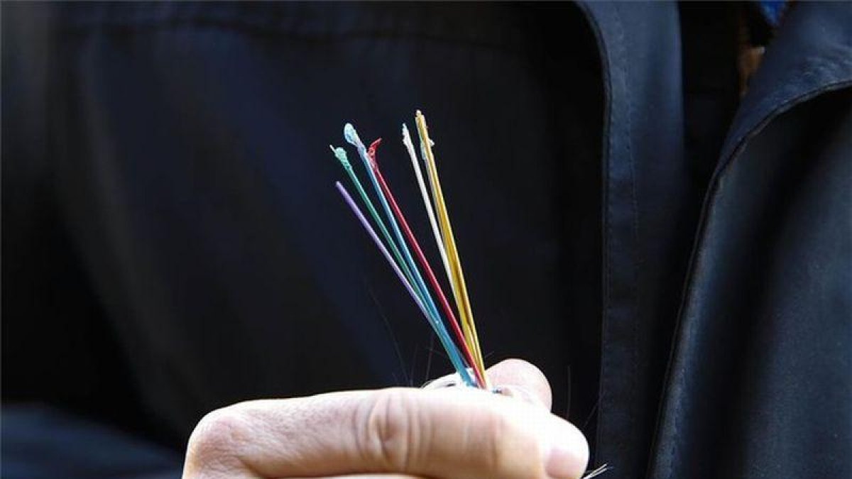 Cables de fibra óptica.-EL PERIÓDICO