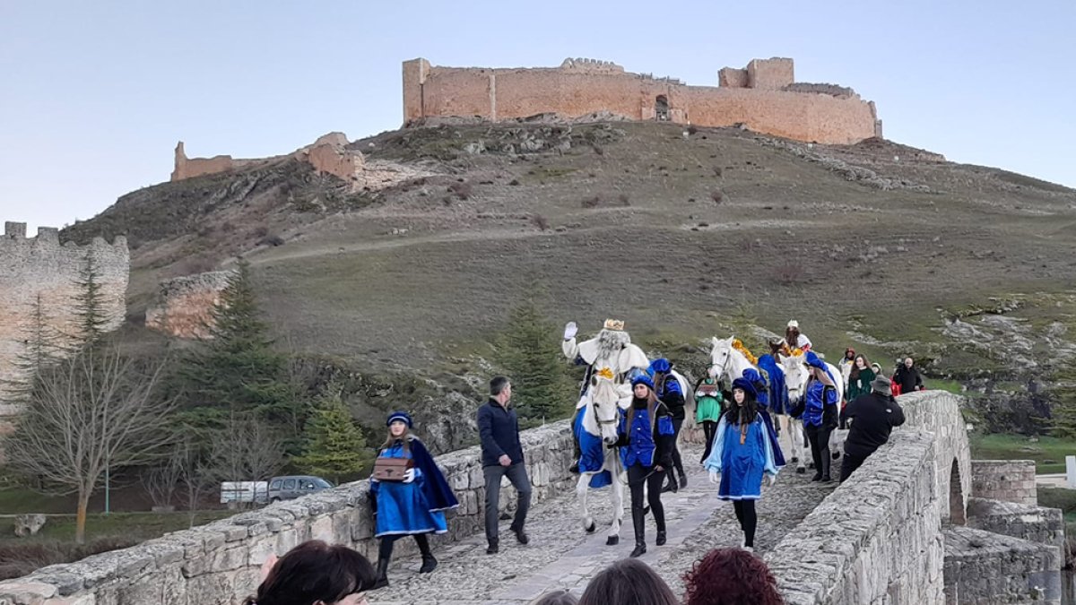 Los Reyes Magos se dirigen a El Burgo pasando primero por Osma.-ANA HERNANDO
