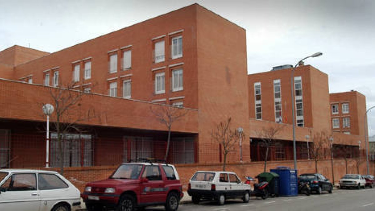 Residencia Los Royales de Soria.-HDS