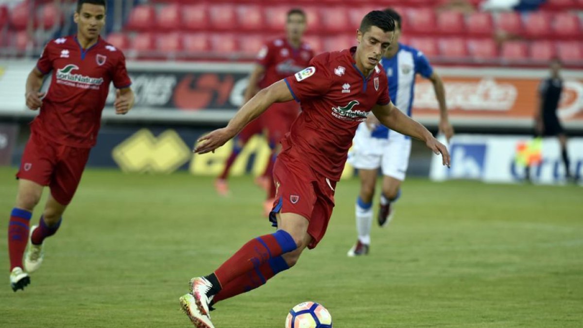 Jairo Morillas será la gran novedad en el once del Numancia ante la baja de Manu del Moral por lesión.-Valentín Guisande