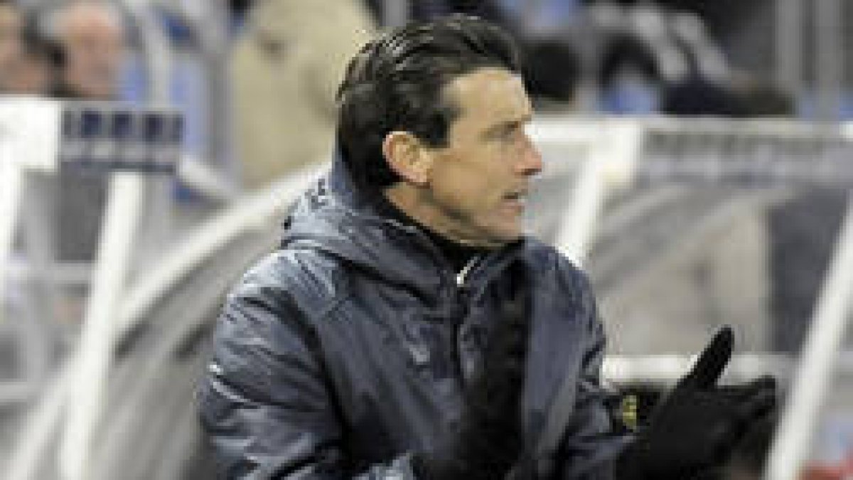 El técnico del Numancia, Juan Carlos Unzué. / ÚRSULA SIERRA-