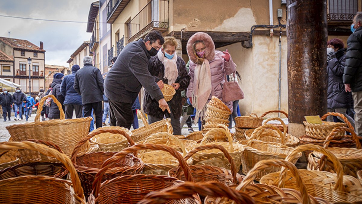Feria de artesanía en Berlanga de ediciones anteriores. MARIO TEJEDOR