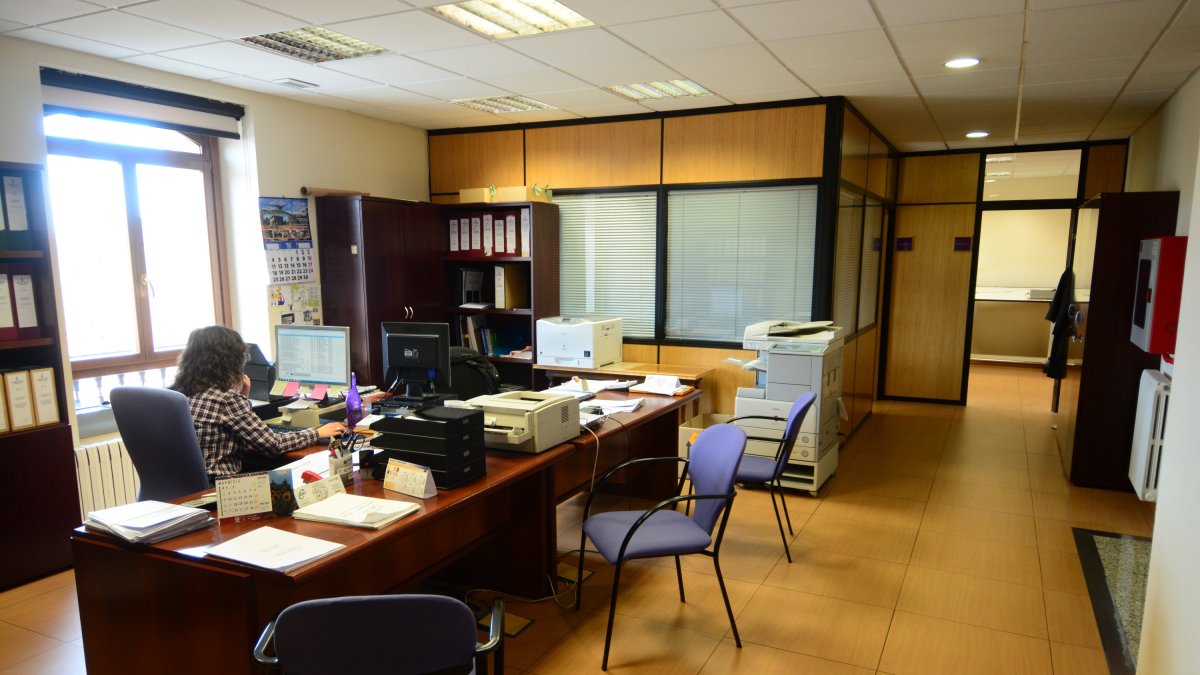 Oficina de Asistencia a Municipios de la Diputación.-HDS