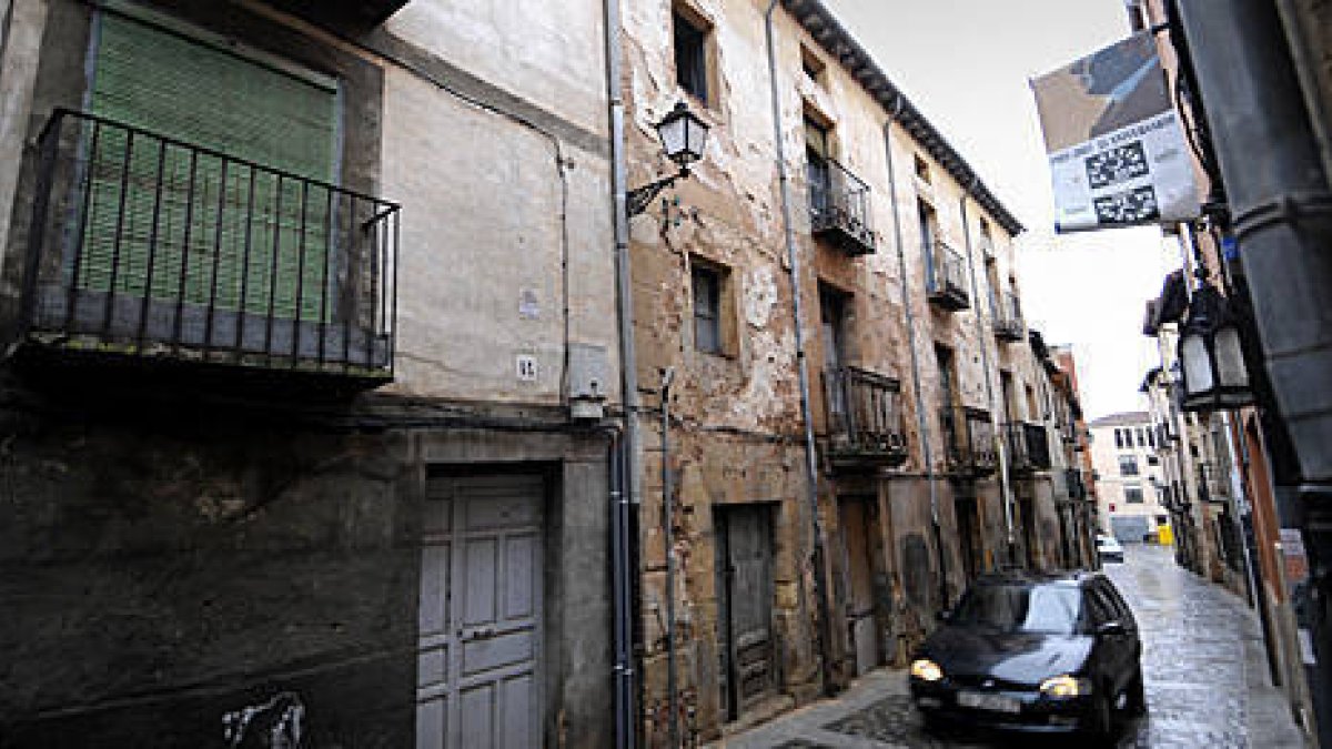 Edificios viejos en una calle de la ciudad de Soria./U. S. -