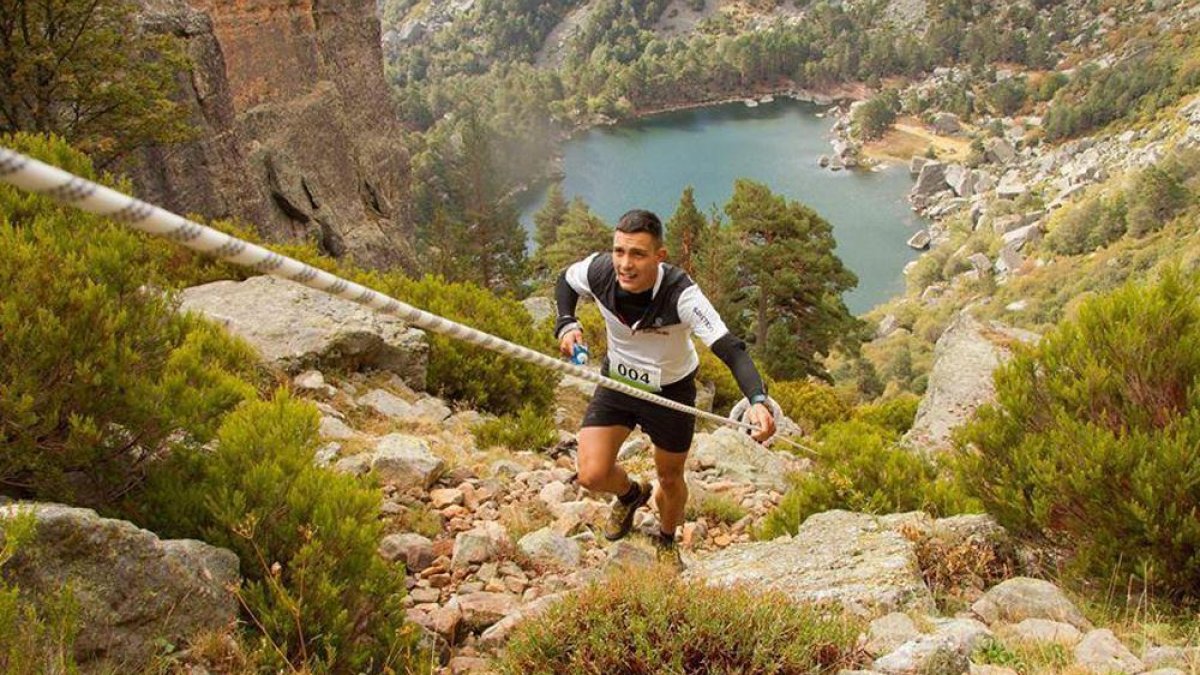 El Desafío Urbión discurre por parajes naturales de una belleza extrema como la Laguna Negra.-SERRANOLANZ