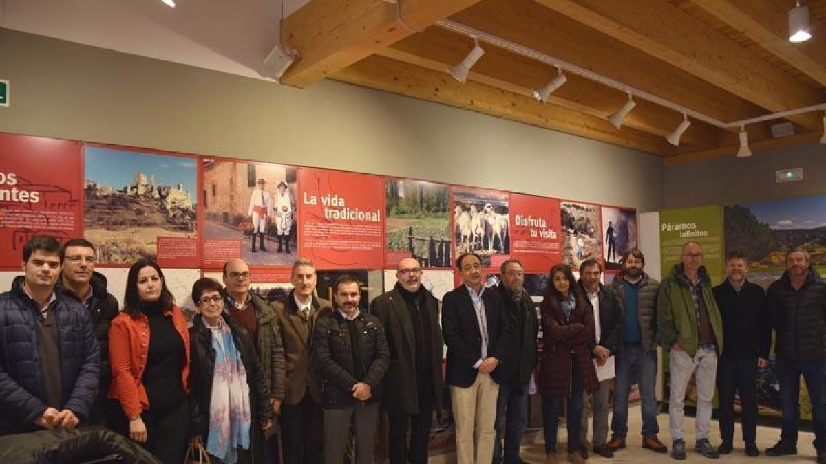 Miembros del Patronato de la Casa del Sabinar ayer tras la reunión del Patronato.-HDS