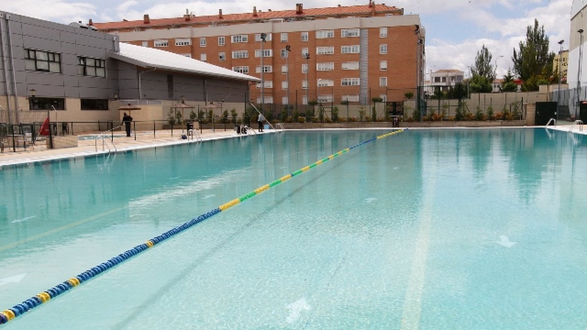 Piscina de San Andrés. LUIS ÁNGEL TEJEDOR