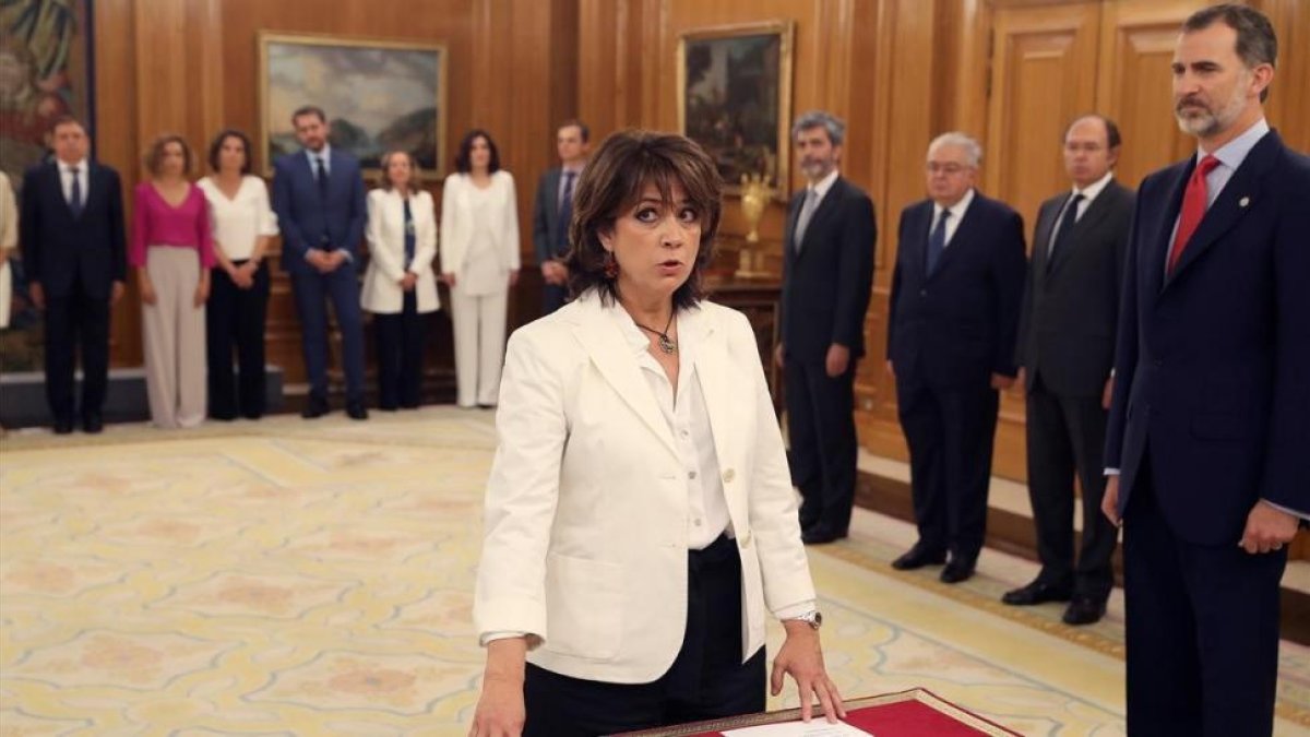 Dolores Delgado al prometer su cargo como ministra de Justicia.-EFE