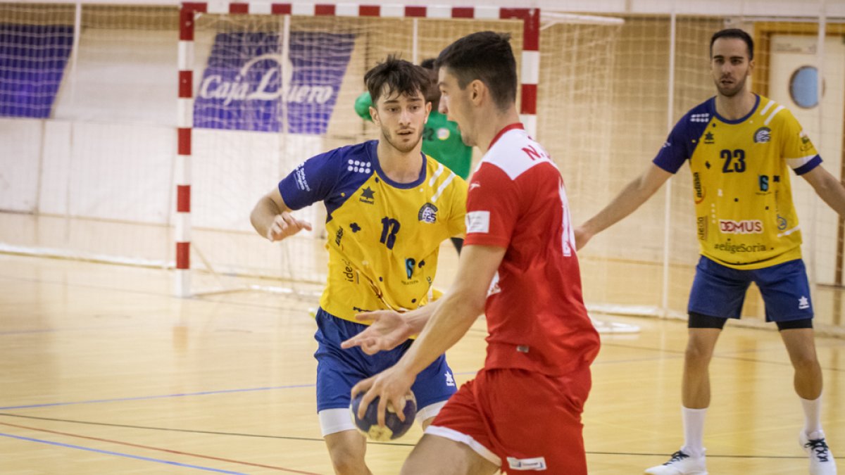 El BM Soria también quiere ganar  como visitante para asentarse en la zona alta de la tabla. GONZALO MONTESEGURO