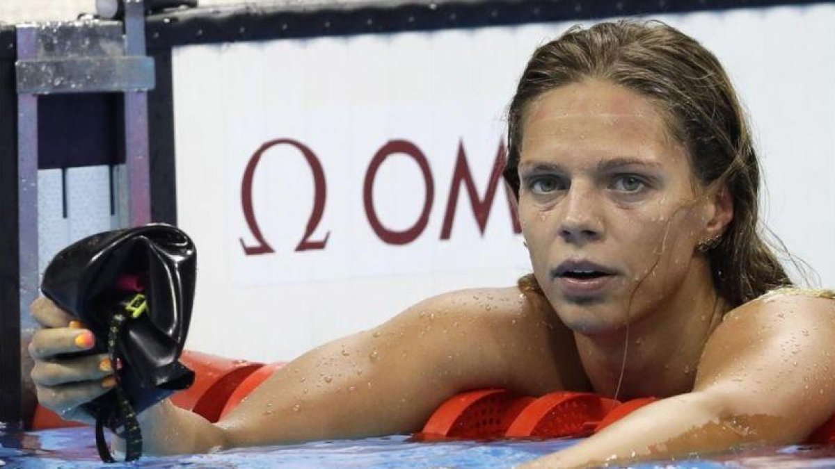 Yuliya Efimova, tras nadar los 100 braza en la piscina de Río.-AP / MICHALE SOHN
