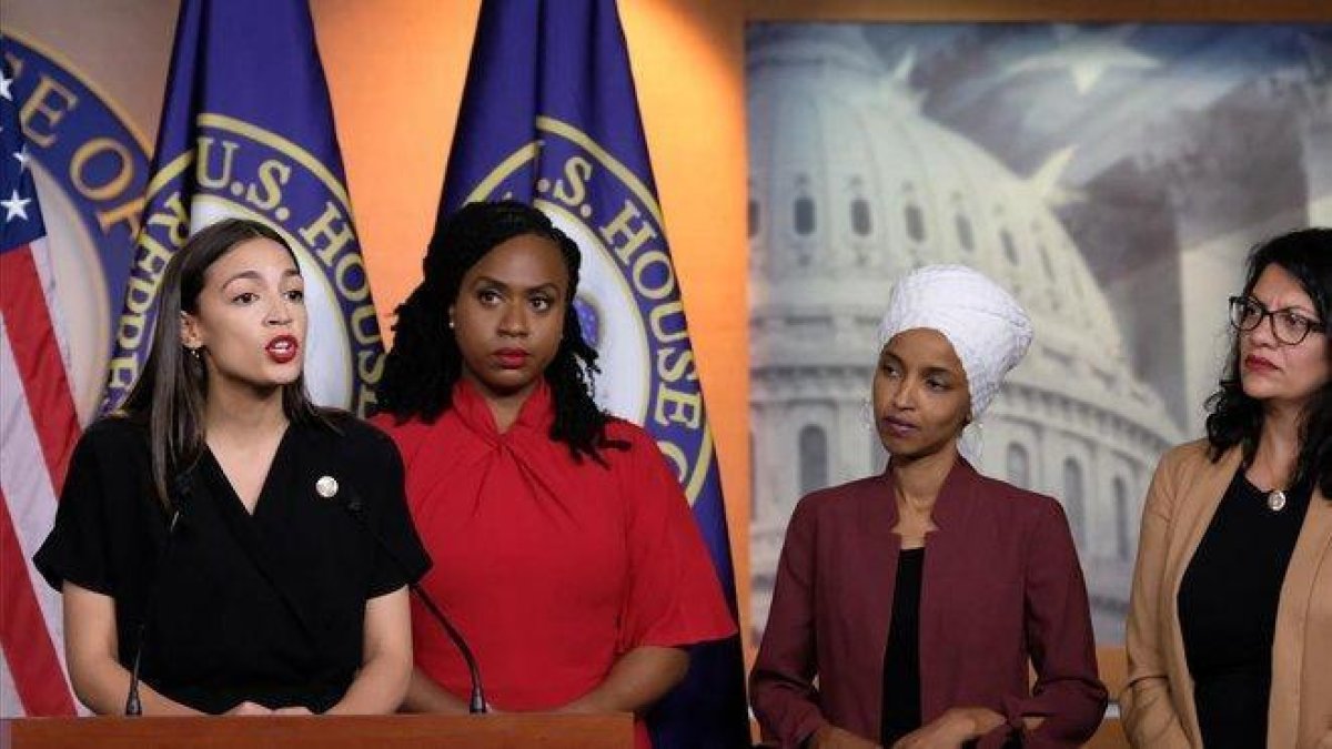 Alexandria Ocasio-Cortez, Ayanna Pressley, Rashida Tlaib e Ilhan Omar, durante una rueda de prensa en el Capitol, en Washington.-AFP / ALEX WROBLEWSKI