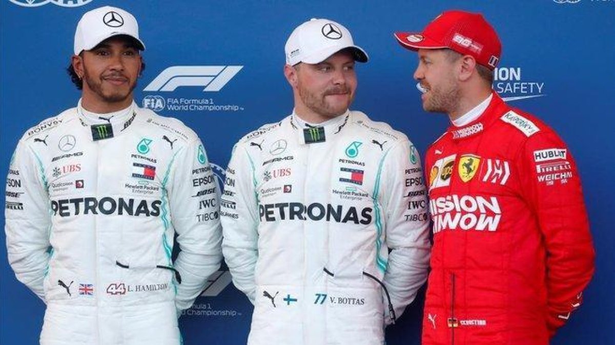 Lewis Hamilton, Valtteri Bottas y Sebastian Vettel, los más veloces en la quali de Baku.-REUTERS / MAXIM SHEMETOV