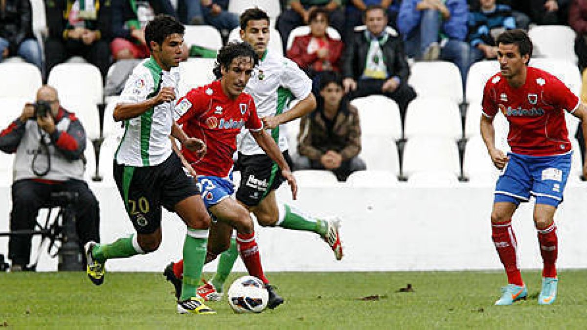 El Numancia sumó en Santander su tercer empate a domicilio de la temporada. / ÁREA 11-