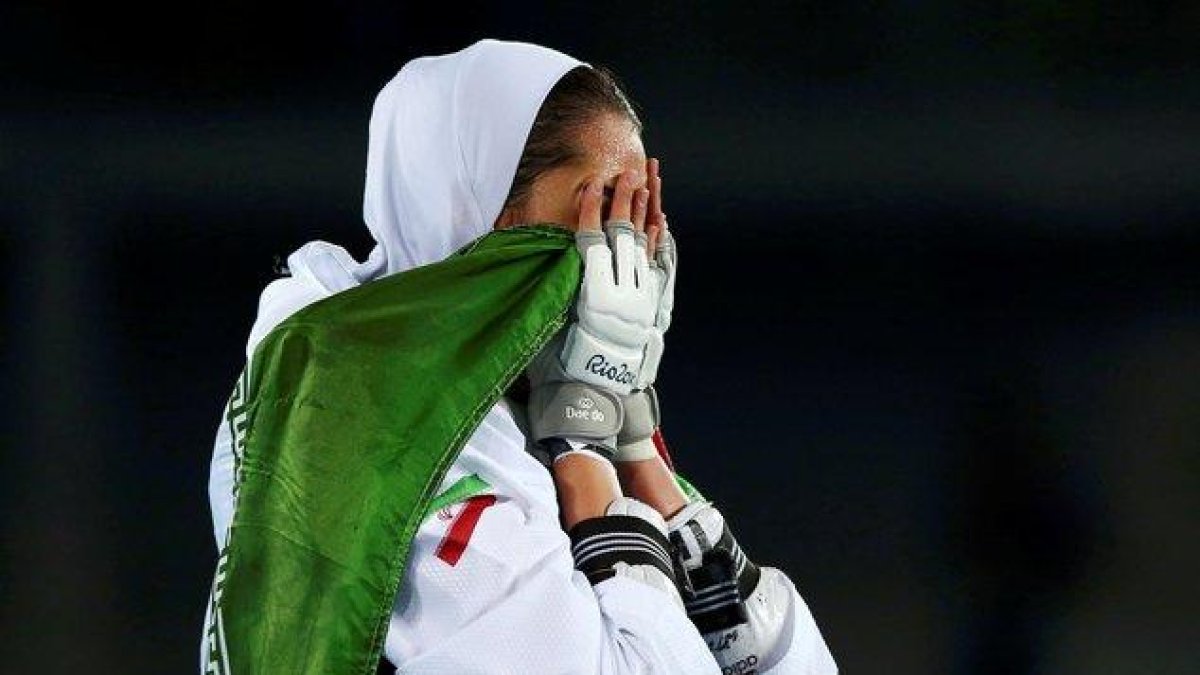 Kimia Alizadeh, al ganar la medalla en Rio de Janeiro.-X03812