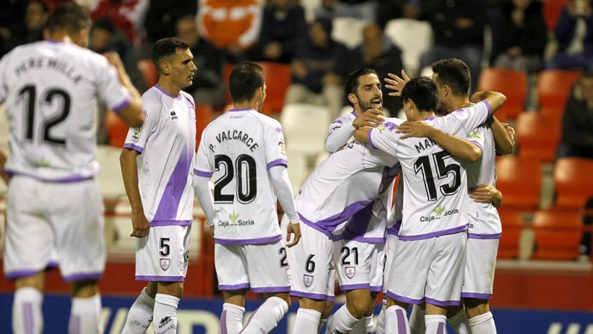 El Numancia festeja el gol ante el Lugo, ayer.-AREA 11