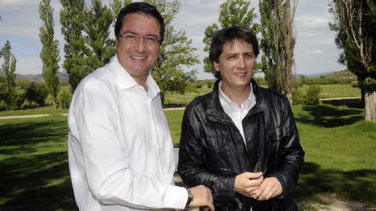 Carlos Martínez y Óscar López, en Valonsadero./ V.G. -