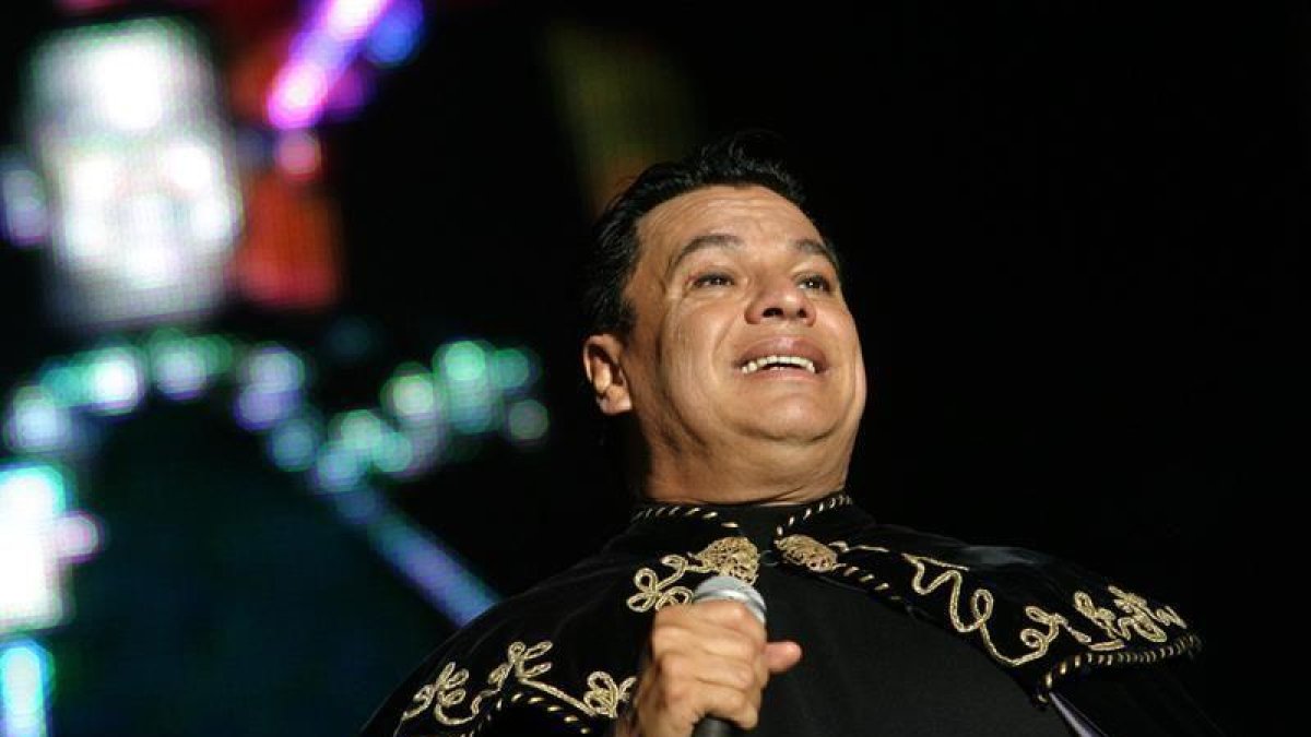 Juan Gabriel en un recital.-EFE