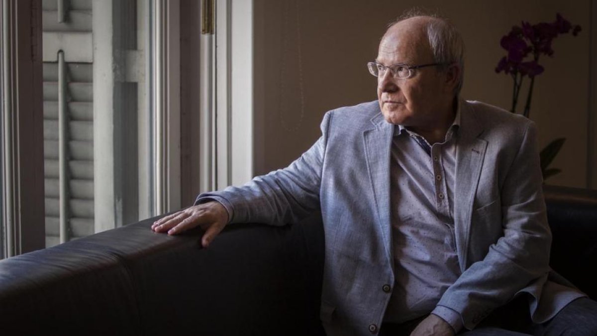 Entrevista a José Montilla-FOTO: CARLOS MONTAÑÉS