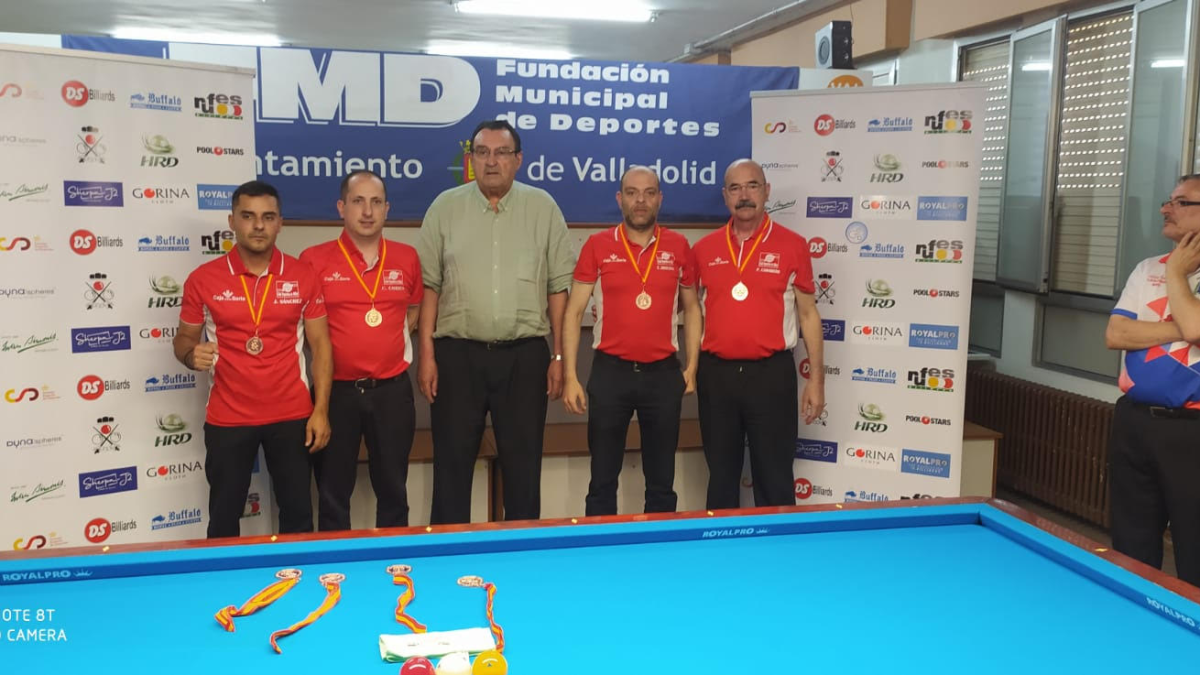 Equipo del CA Numancia que ha subido a Primera. HDS