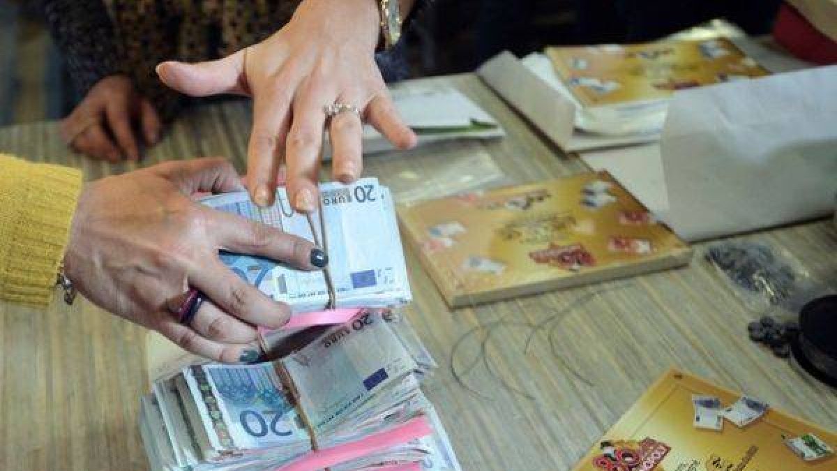 La firma del popular juego de mesa celebra así su 80º aniversario.-Foto: AFP / PATRICK HERTZOG