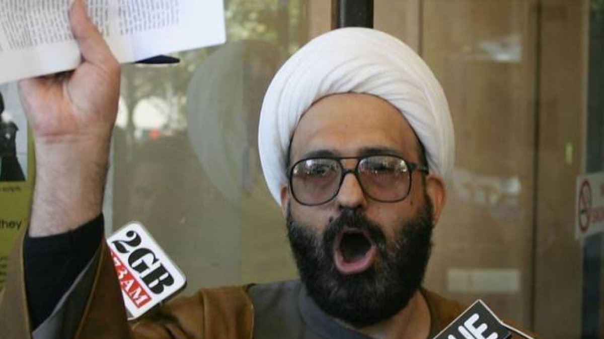 Haron Monis, el iraní de 49 que tiene secuestradas a 15 personas en Sidney.-EL PERIÓDICO