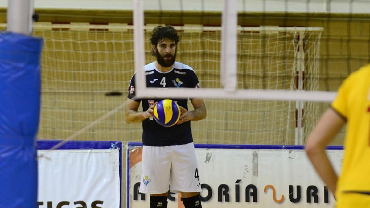 El técnico del C.V. Río Duero, Manuel Sevillano.-ÁLVARO MARTINEZ