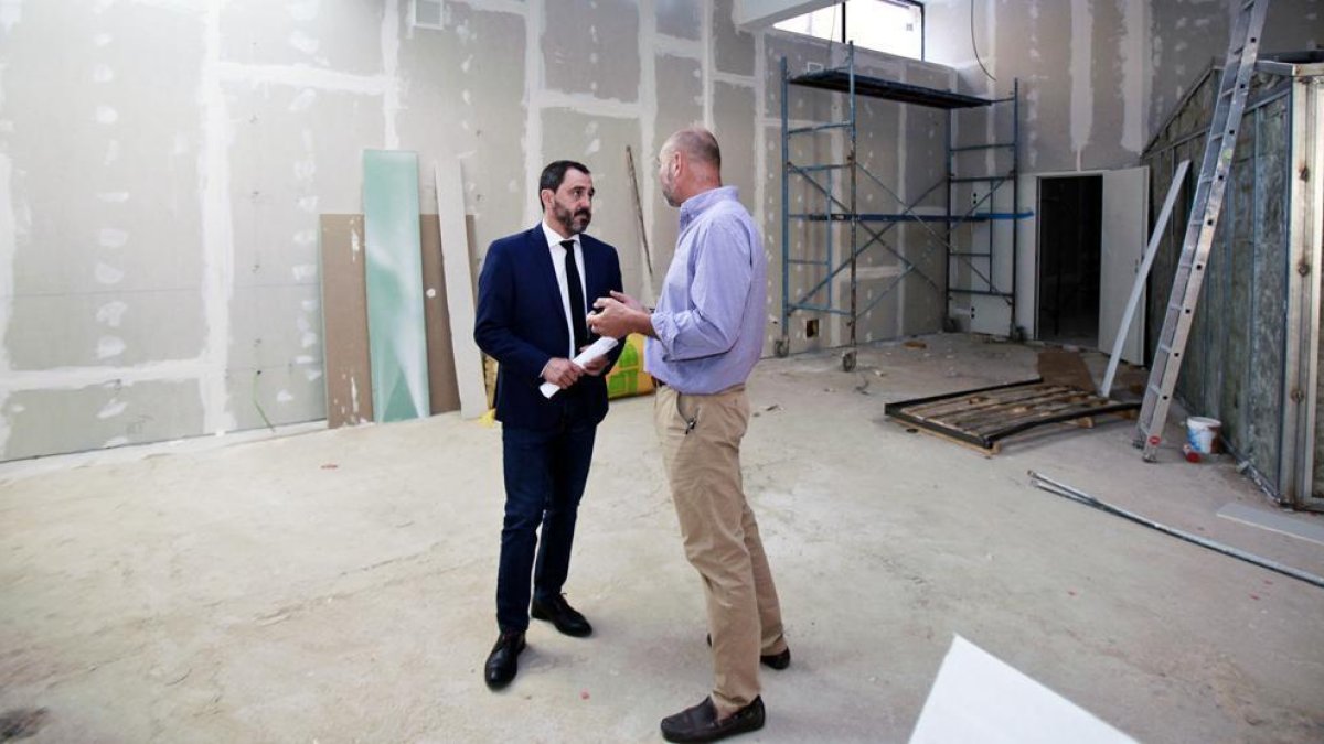 El portavoz del equipo de Gobierno, Javier Muñoz, ayer en el local de ‘coworking’.-Mario Tejedor