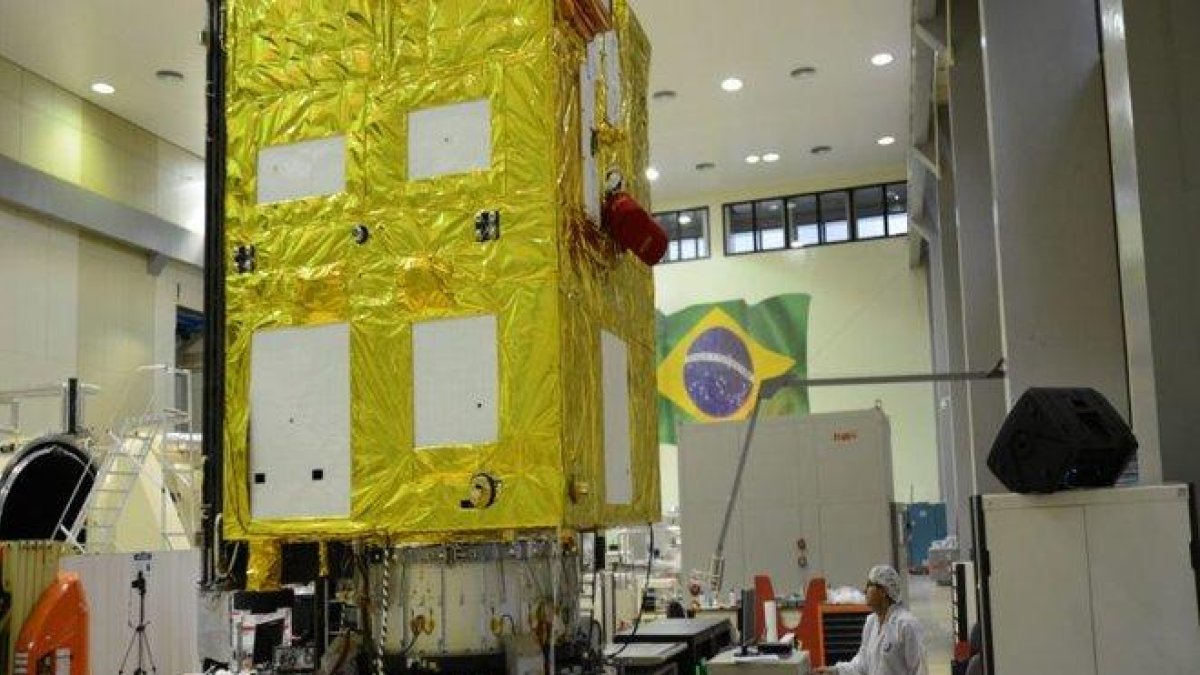Satélite Cbers-4A creado de manera conjunta por Brasil y China.-