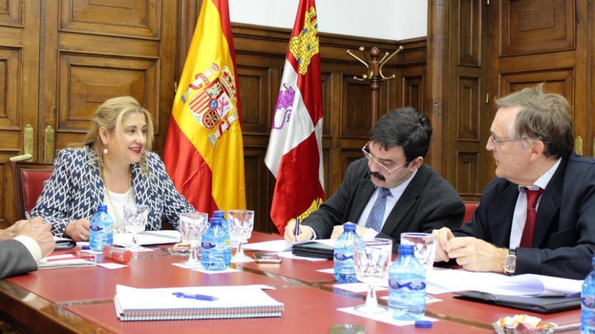 De Gregorio Pachón con los responsables de la CHE-D.S.