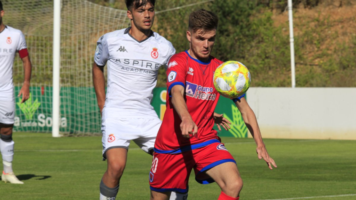El Numancia B defenderá la tercera plaza el próximo domingo en la ciudad deportiva. Mario Tejedor.