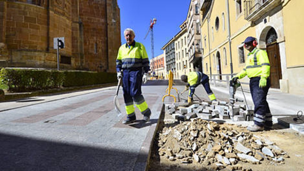 Obras en San Juan de Rabanera. / Á.M.-