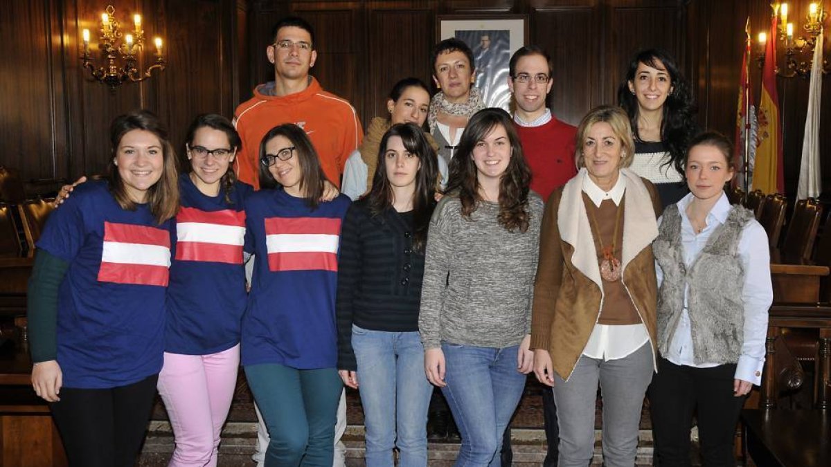 Recepción de jóvenes participantes en la última promoción de las becas Leonardo.-VALENTÍN GUISANDE