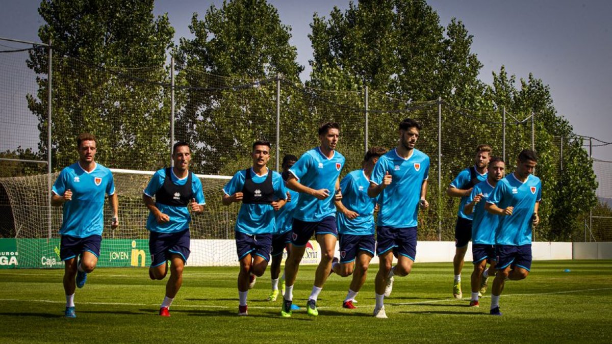 Muchas caras nuevas en el Numancia 2022-2023. MARIO TEJEDOR