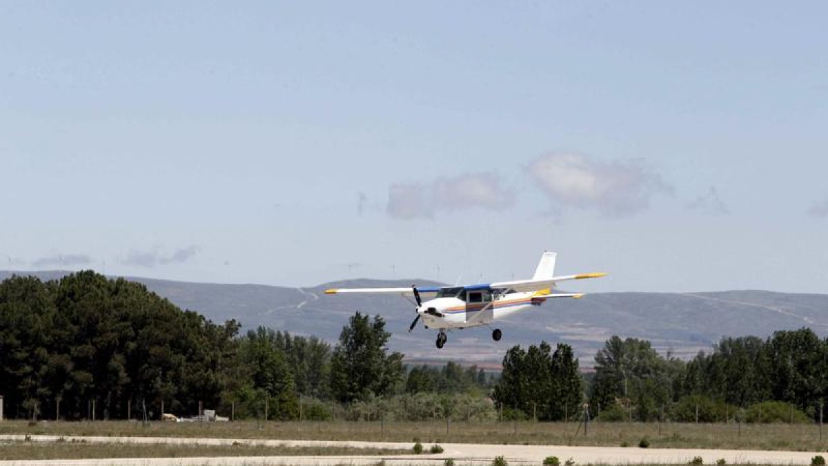 Aeródromo de Garray.-L.A.T.