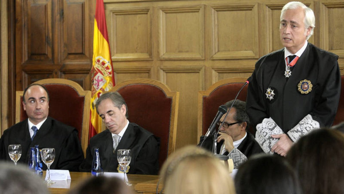 El presidente del Tribunal Superior de Justicia de Castilla y León, José Luis Concepción, durante la apertura del año judicial. / ÚRSULA SIERRA-