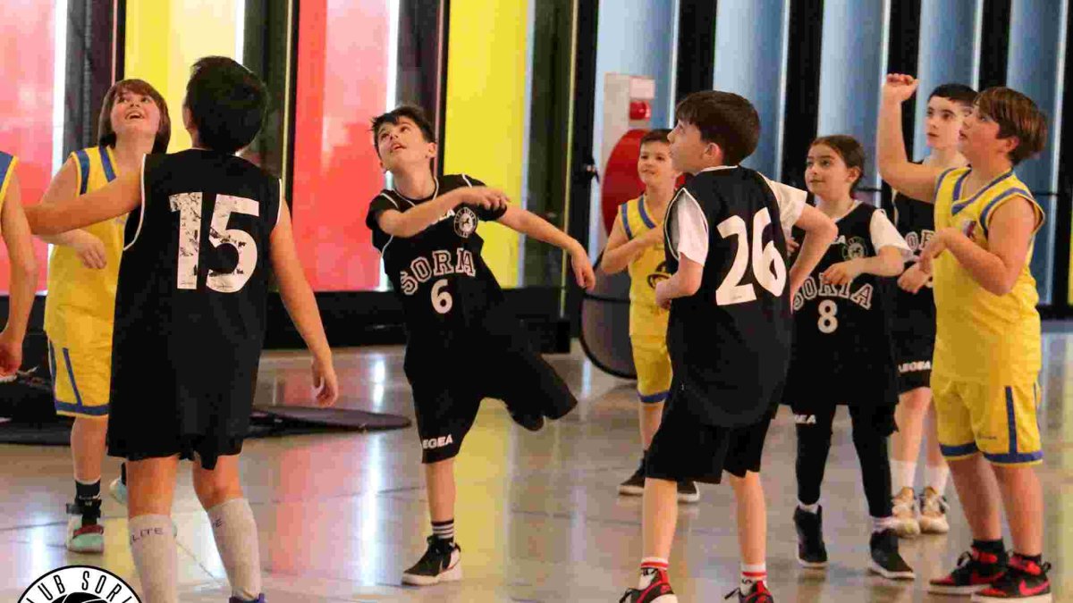 El CSB Benjamín Mixto Trebia está compuesto por nacidos en 2013 y posteriores. HDS